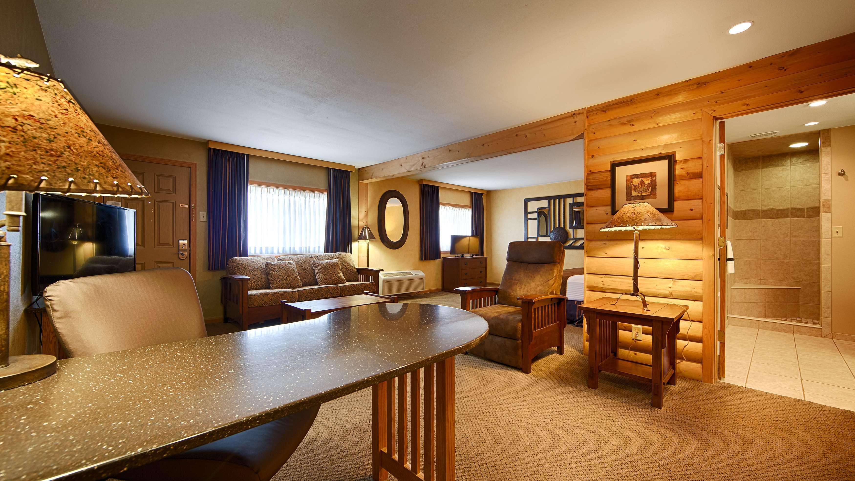 Crossroads Hotel & Event Center Fort Dodge Dış mekan fotoğraf