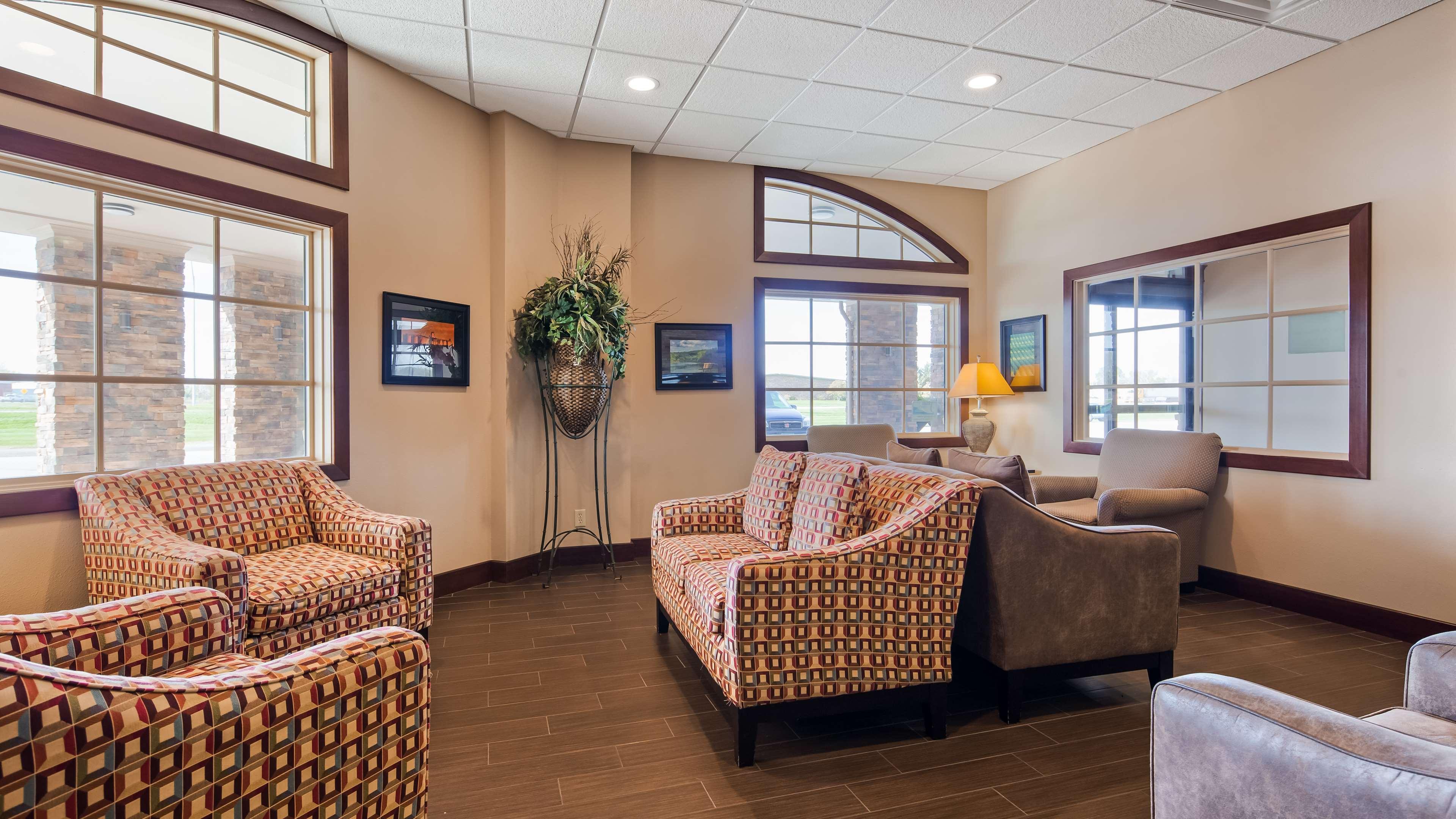 Crossroads Hotel & Event Center Fort Dodge Dış mekan fotoğraf