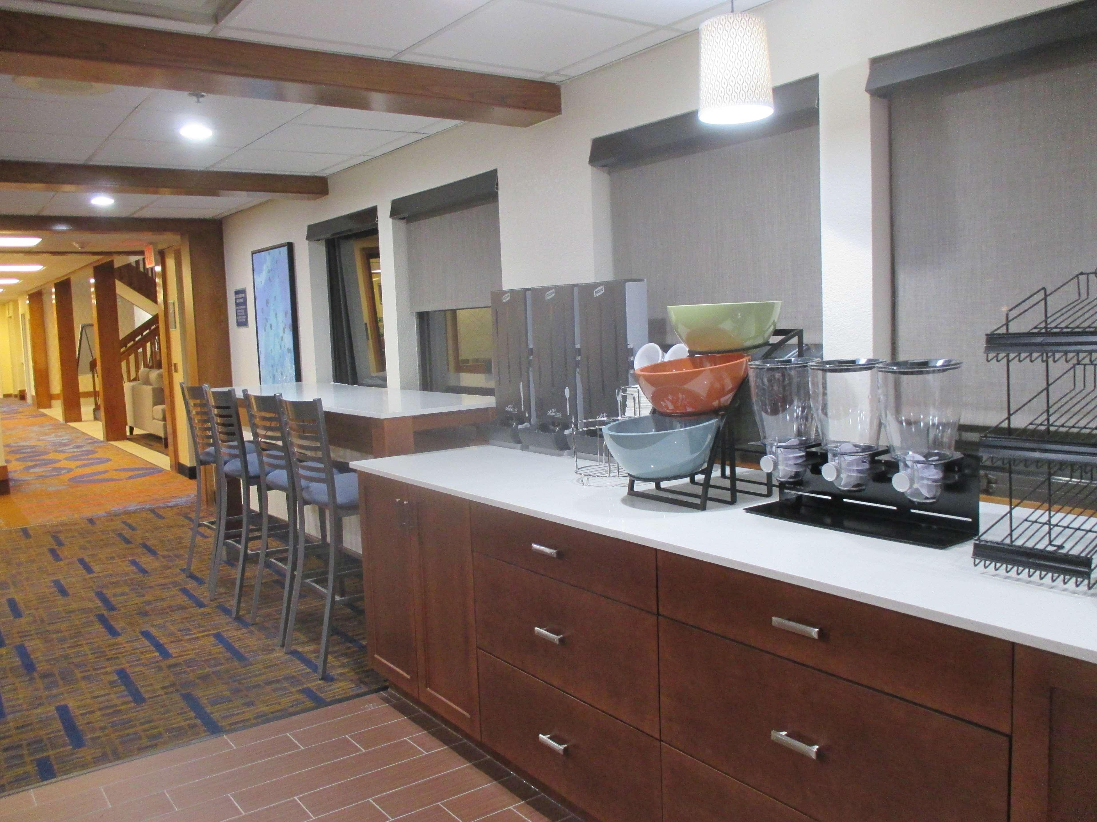 Crossroads Hotel & Event Center Fort Dodge Dış mekan fotoğraf